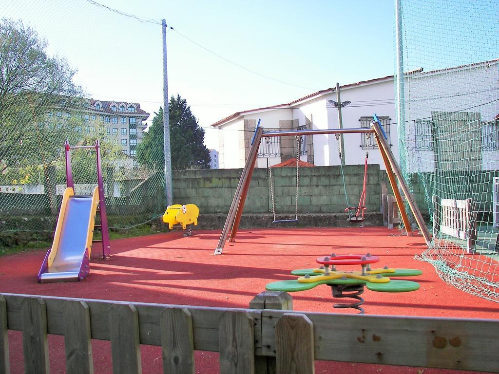 Hostal Santa Marta Playa Baiona Bagian luar foto