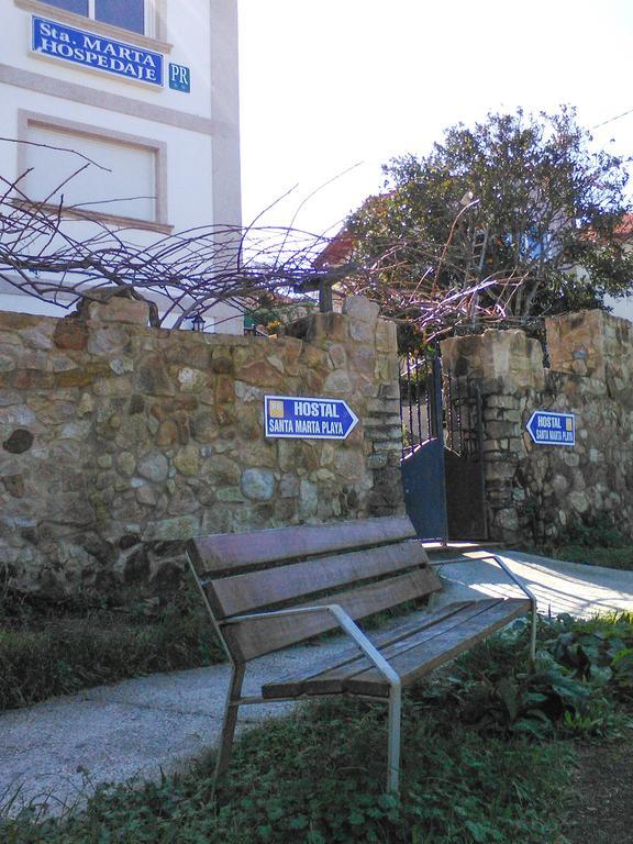 Hostal Santa Marta Playa Baiona Bagian luar foto