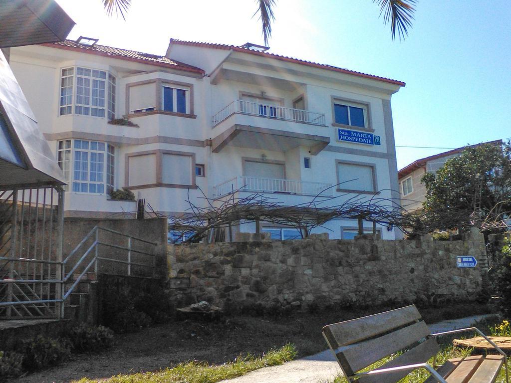 Hostal Santa Marta Playa Baiona Bagian luar foto